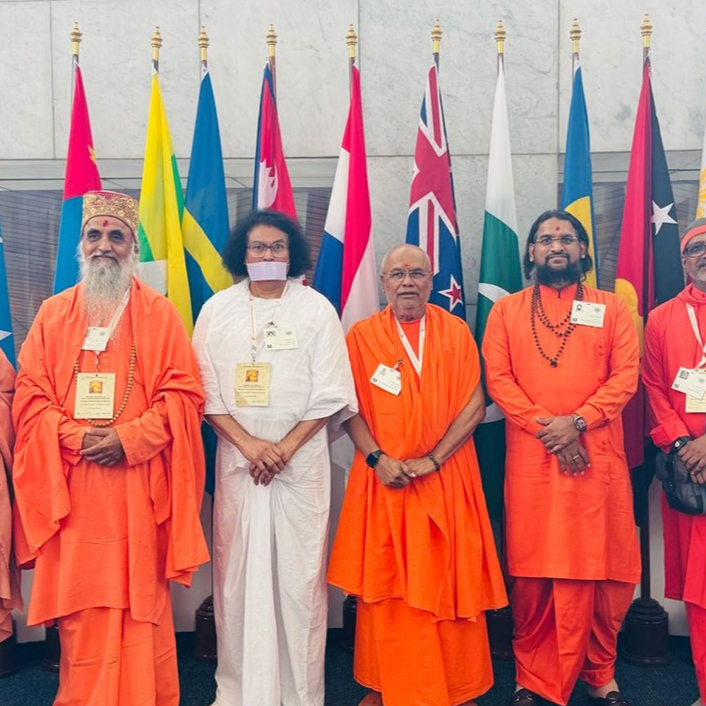 Lokesh Muni teaching